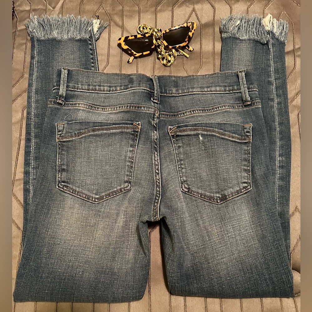 Express Performance Stretch Jeans. Cropped Mid Ri… - image 4